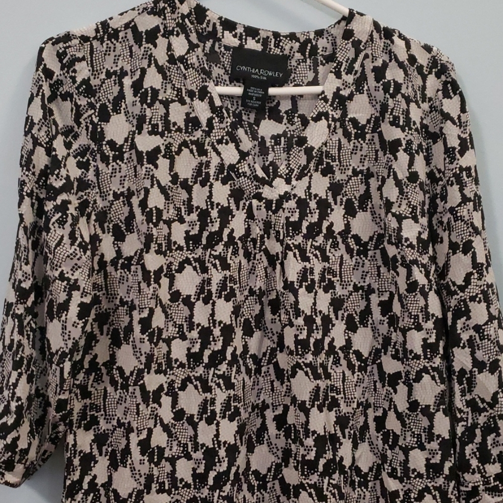 Ladies blouse